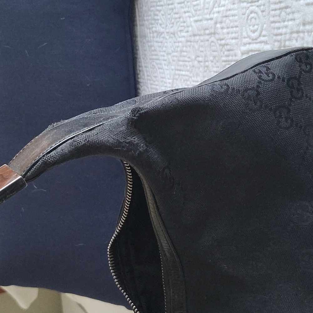 Authentic Gucci bag, black leather & fabric - used - Picture 13 of 16
